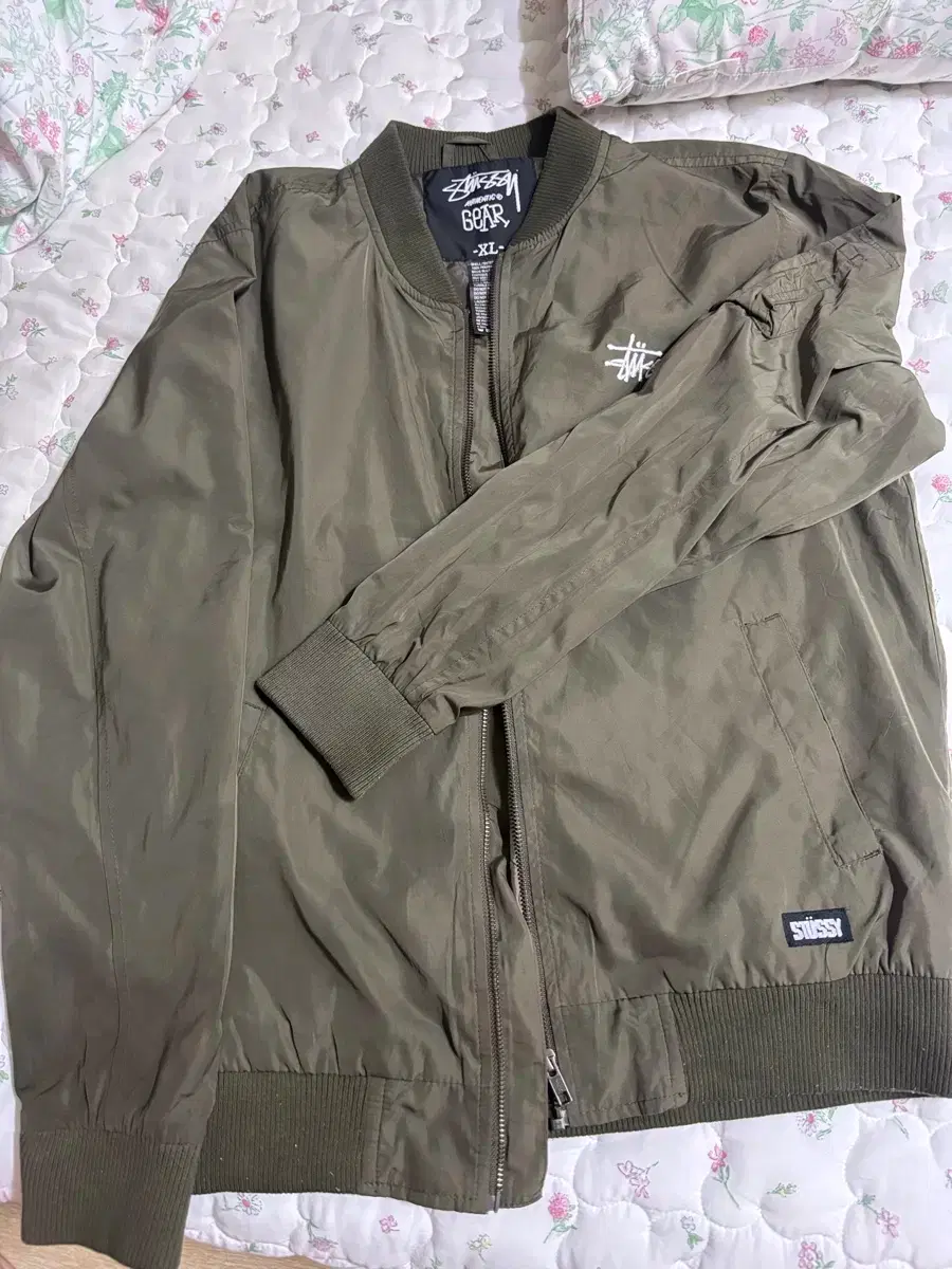 STUSSY | 스투시 Stussy x Patta Boiled Wool Shirt Jacket Size L on STUSSY | 스투시 Stussy x Patta Boiled Wool Shirt Jacket Size L on